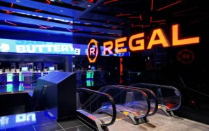 حي "كوينز" يستقبل أول مسرح سينمائي "فور دي إكس"