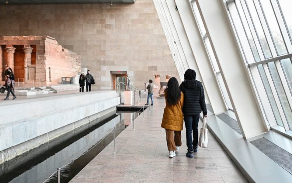 ليلة موعد في "ذا ميت" (The Met)