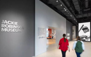 متحف جاكي روبنسون في مدينة نيويورك - بمعارض تفاعلية وفعاليات نادرة